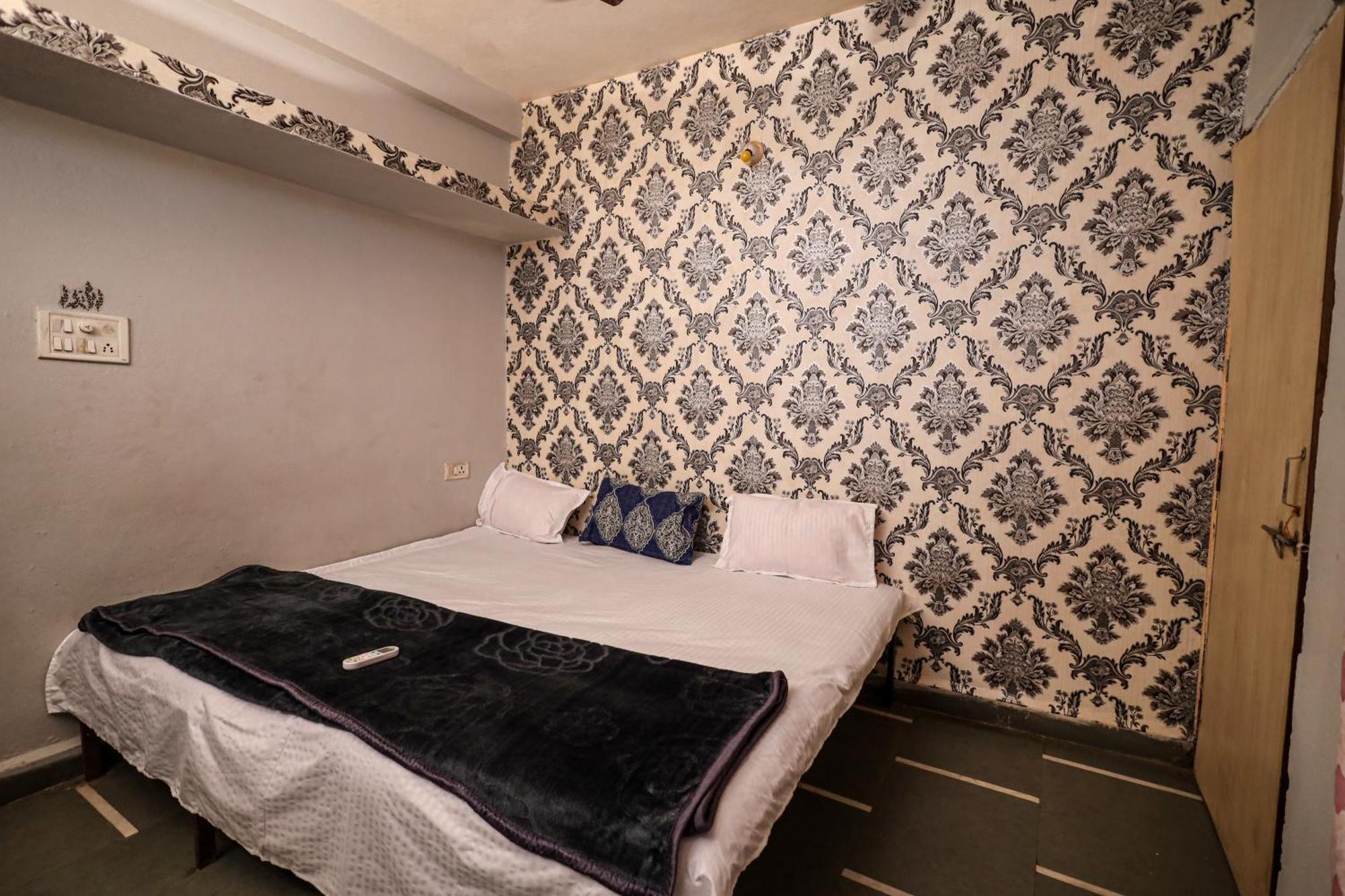 Rai Guest House Ujjain Exterior photo